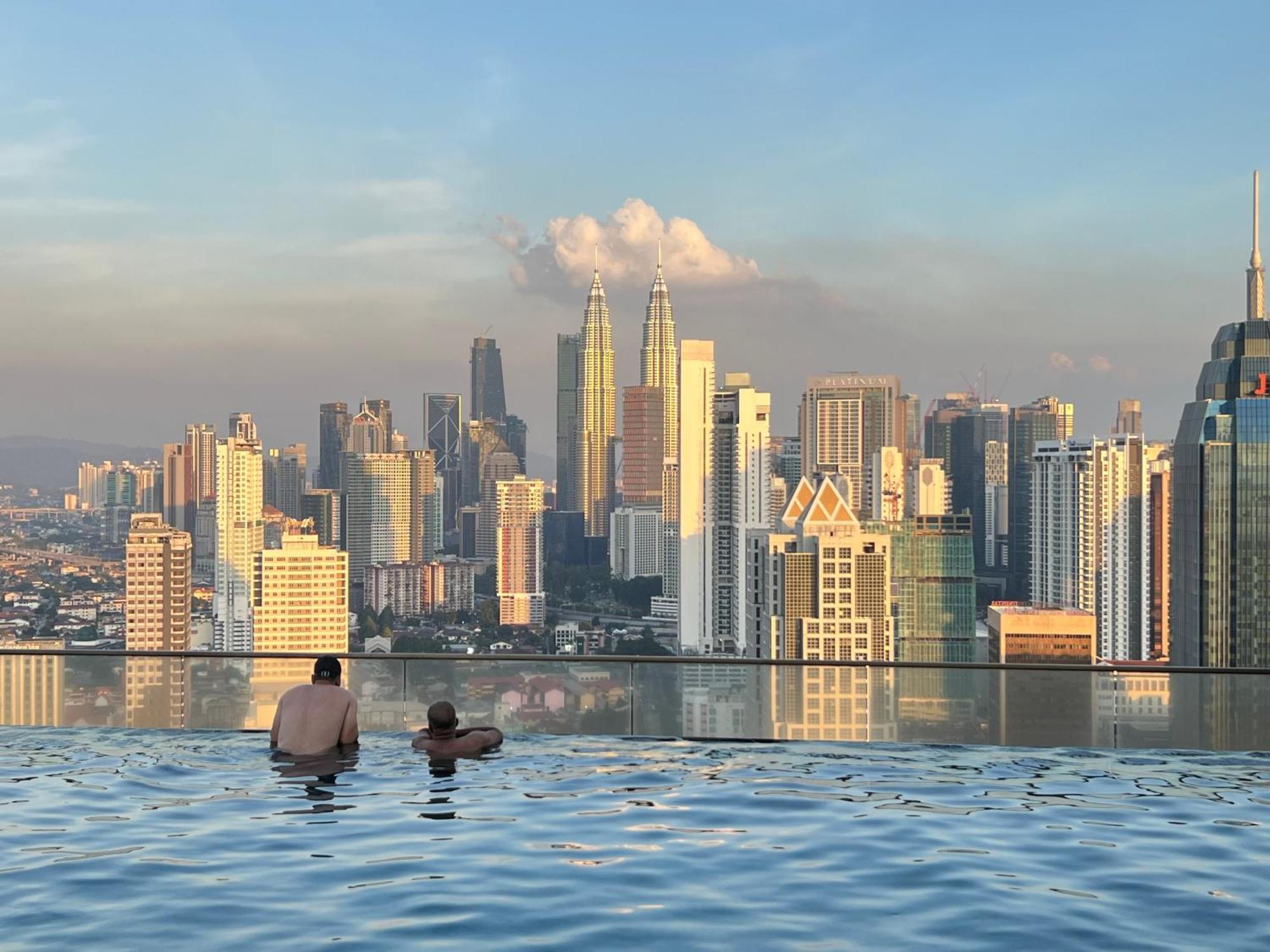 Regalia Suites & Residence By Enjoy Your Stay Kuala Lumpur Eksteriør billede