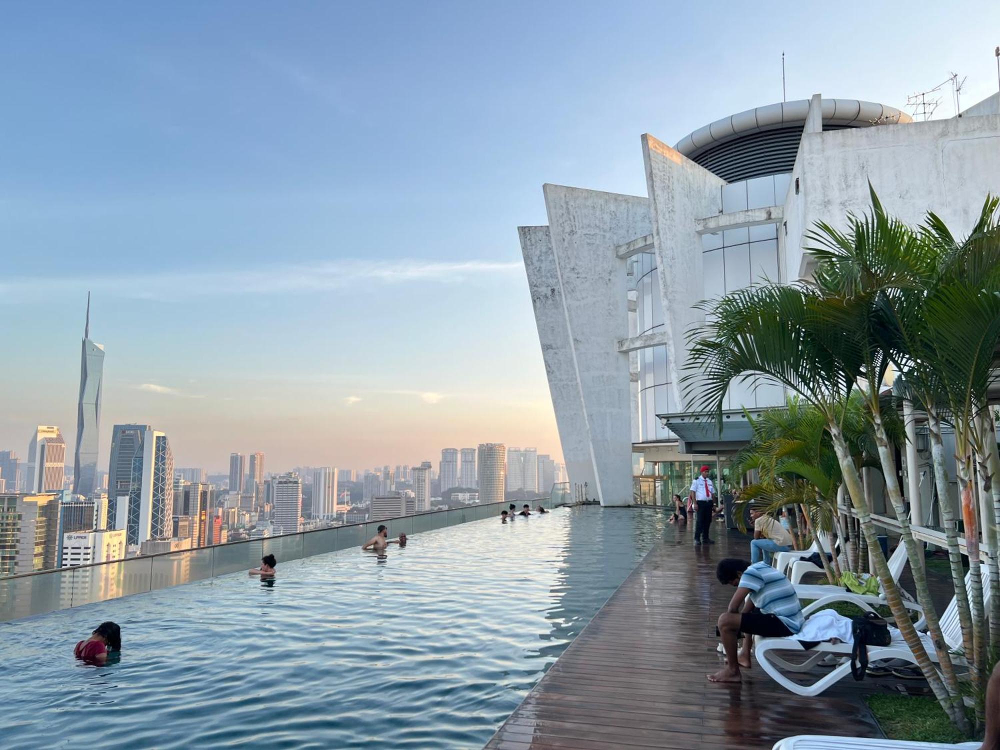 Regalia Suites & Residence By Enjoy Your Stay Kuala Lumpur Eksteriør billede