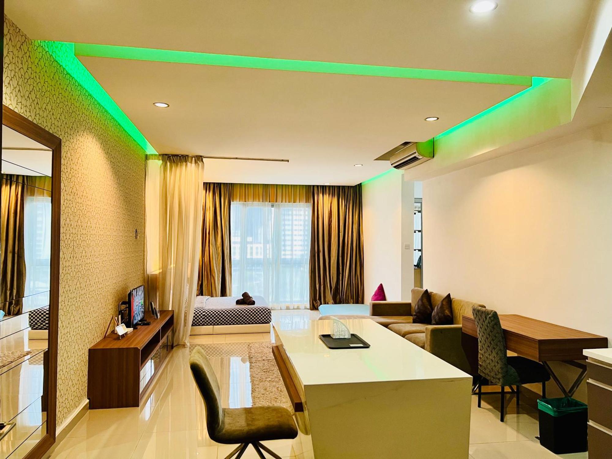 Regalia Suites & Residence By Enjoy Your Stay Kuala Lumpur Eksteriør billede